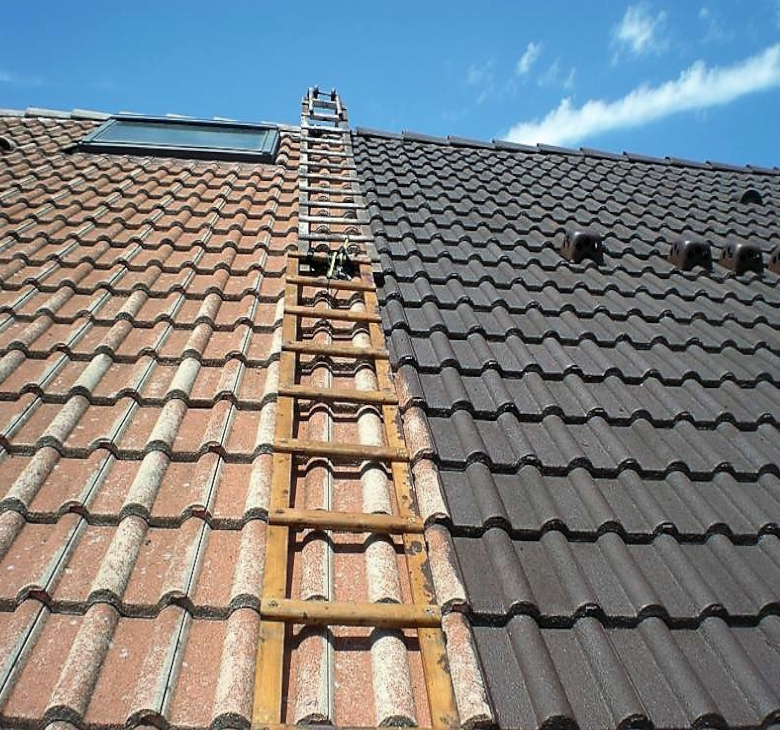 photo de peinture sur tuile